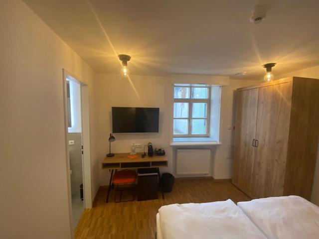 Altstadthotel Alt & Jung Регенсбург Екстериор снимка
